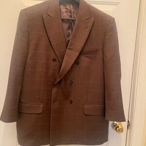Mens brown 100 wool sports blazer.  Size 46. Double breasted box stripe.